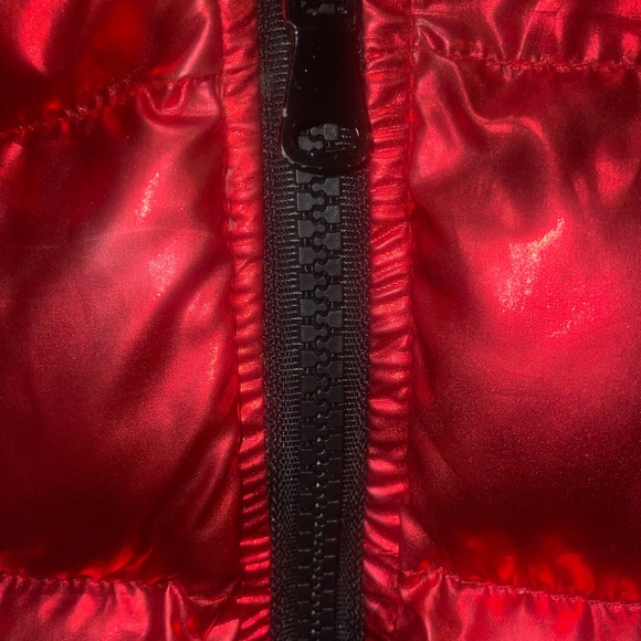 ‼️SOLD‼️red metallic puffer jacket - Picture 4 of 11